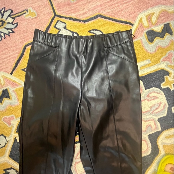 Zara Faux Leather Pants Size Large Black Side Zipper Elastic Waist Ankle Zipper - Picture 2 of 15